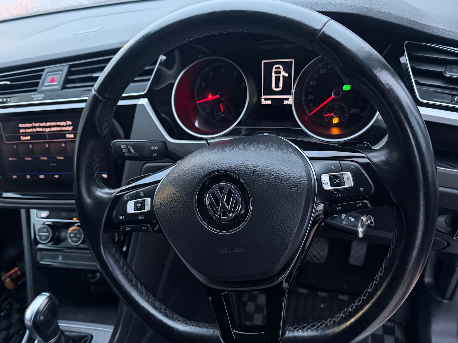 Used Volkswagen Touran 2018 for sale - 76664668: Photo 17