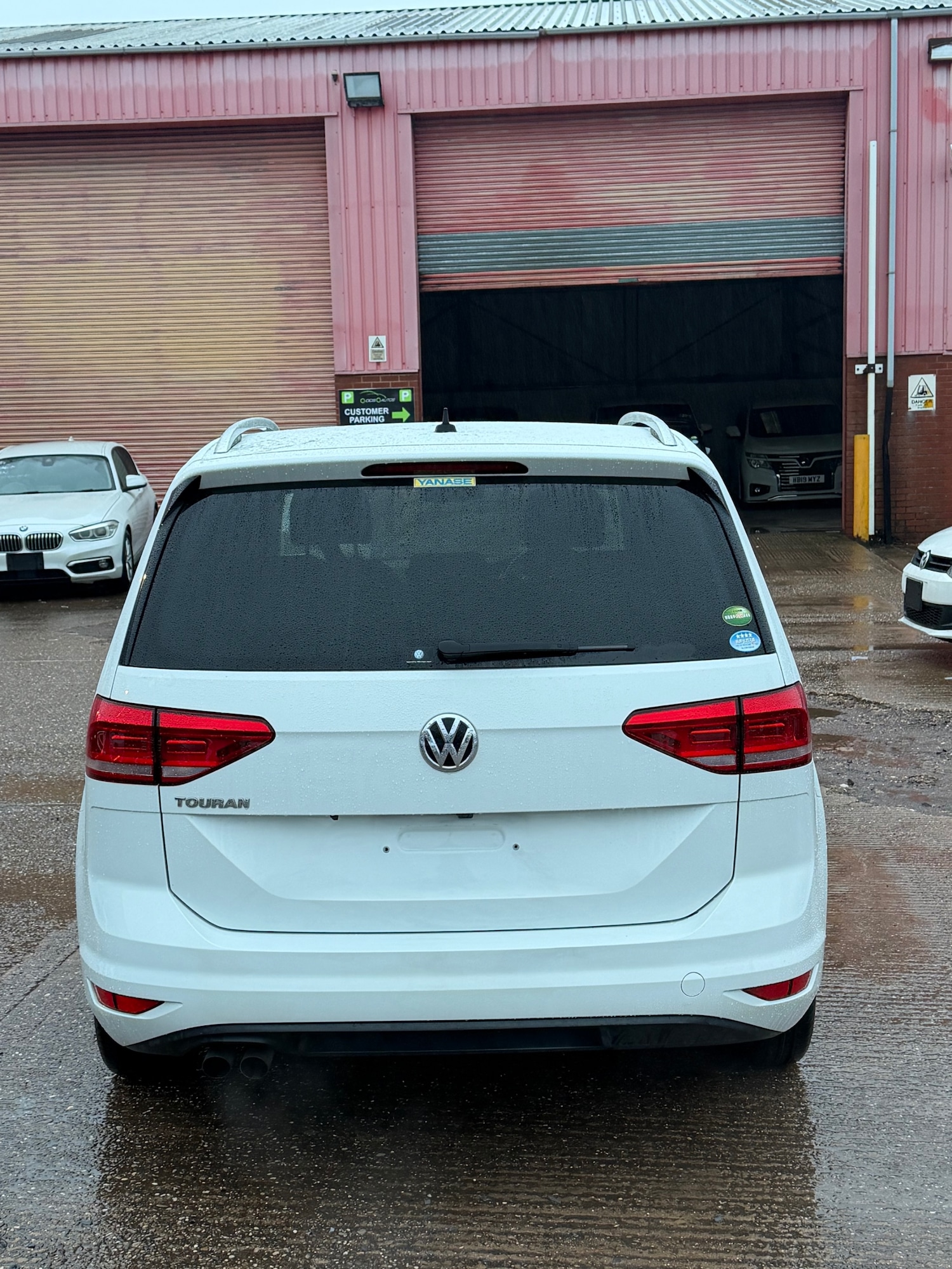 Used Volkswagen Touran 2018 for sale - 76664668: Photo 4