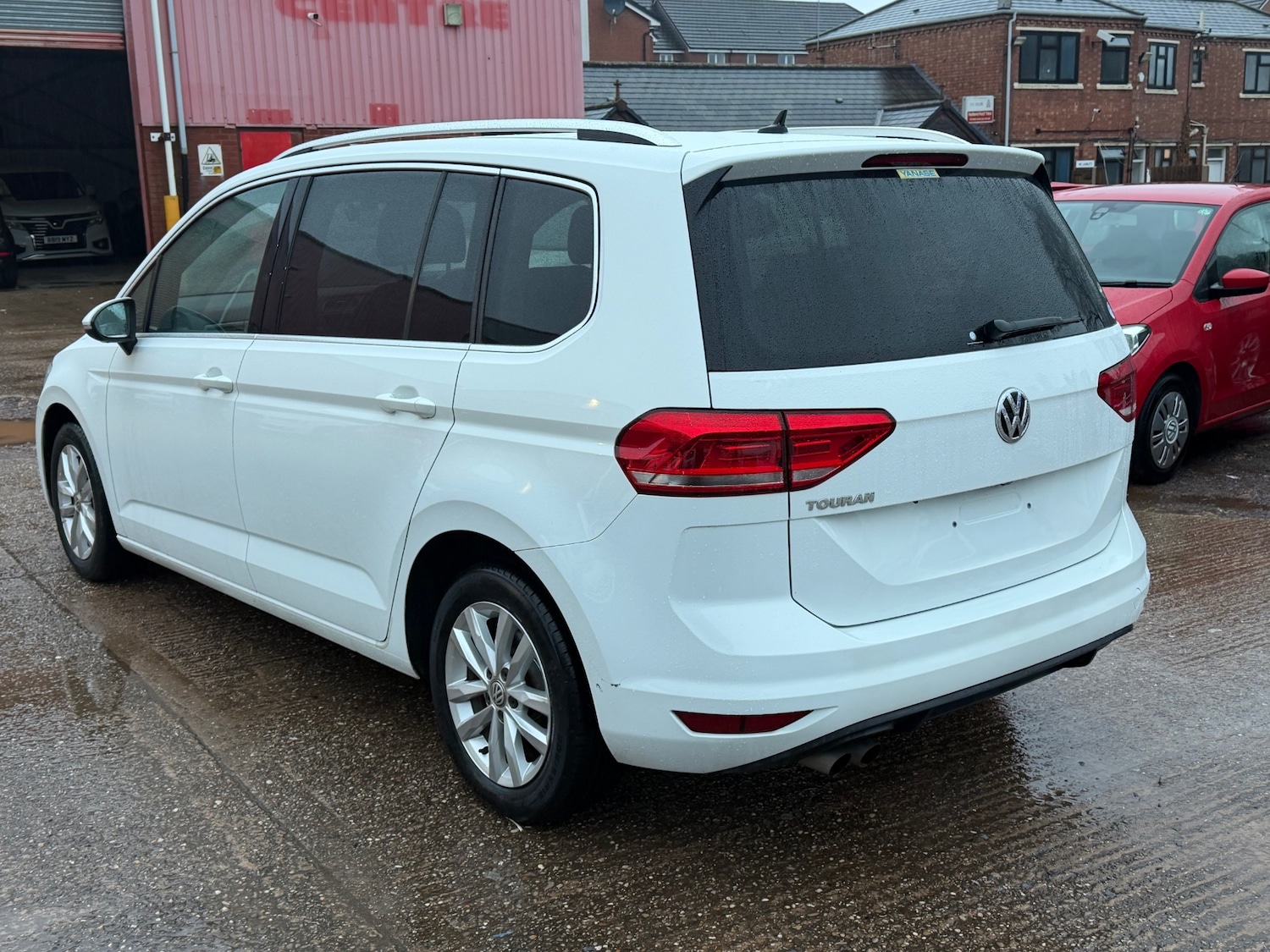 Used Volkswagen Touran 2018 for sale - 76664668: Photo 6