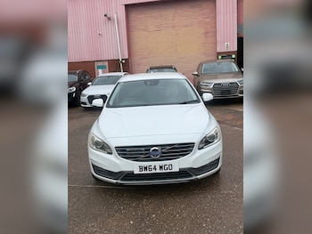 Used Volvo V60 2014 for sale - 77632664: Photo