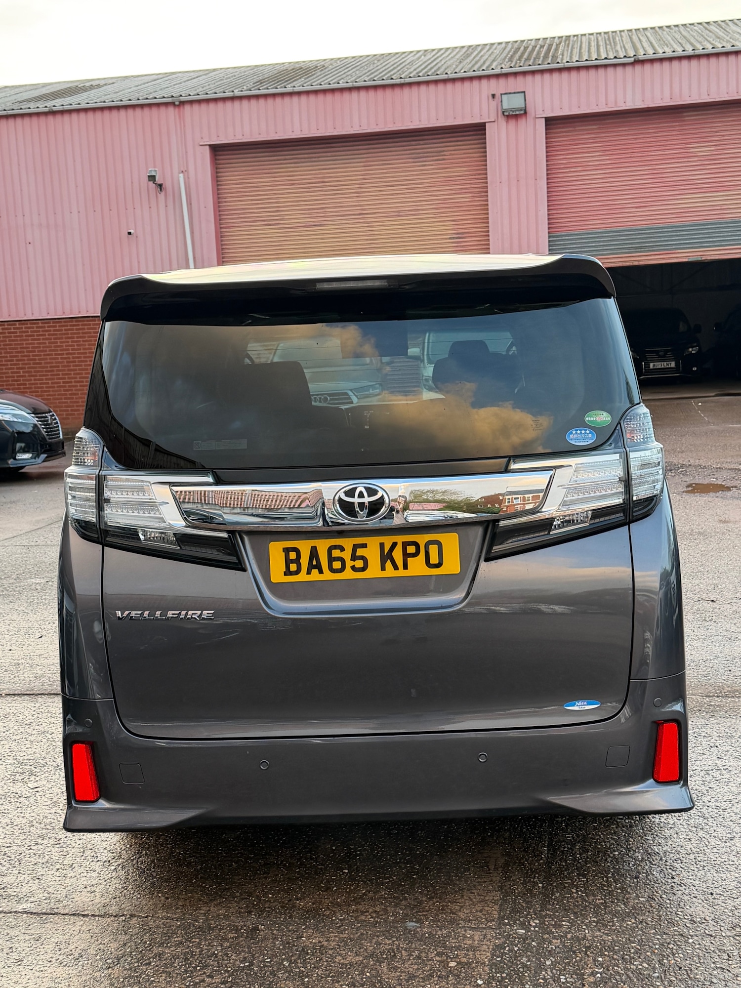 Used Toyota Vellfire 2016 for sale - 78045870: Photo 4