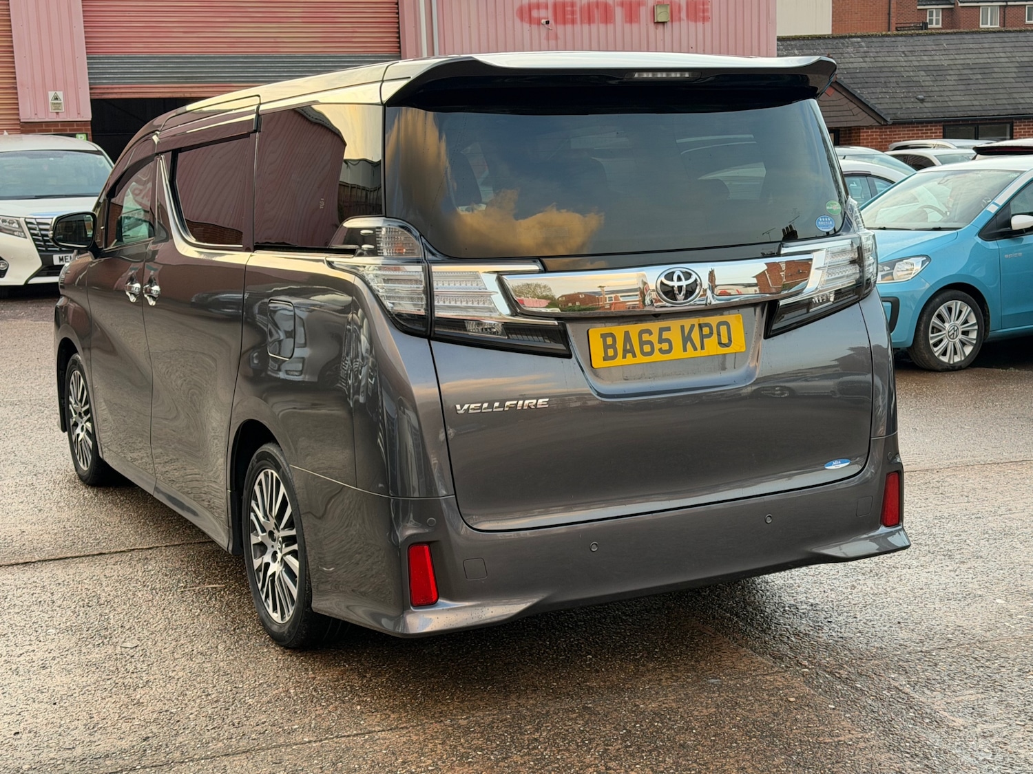 Used Toyota Vellfire 2016 for sale - 78045870: Photo 6