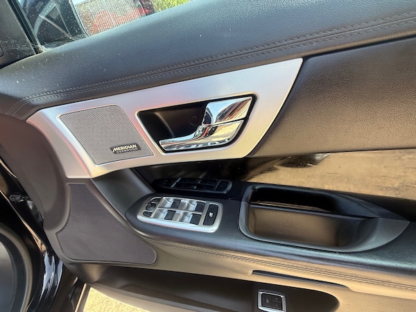 Used Jaguar XF 2014 for sale - 75706321: Photo 11