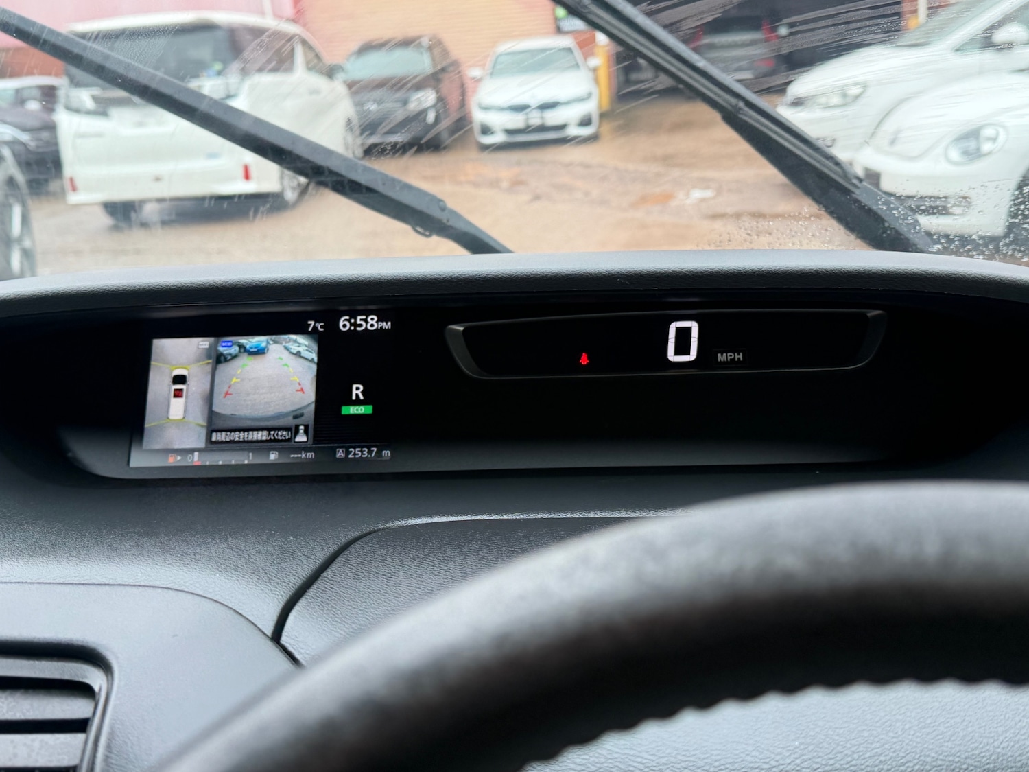 Used Nissan Serena 2017 for sale - 77535718: Photo 12