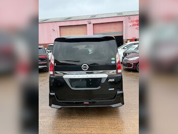 Used Nissan Serena 2017 for sale - 77535718: Photo