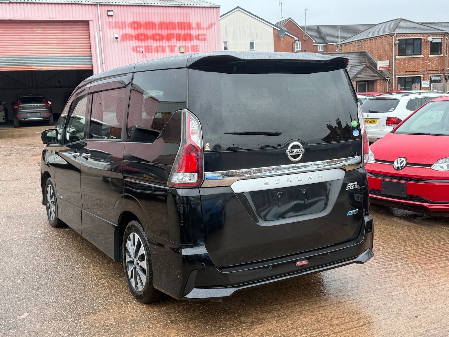 Used Nissan Serena 2017 for sale - 77535718: Photo 5