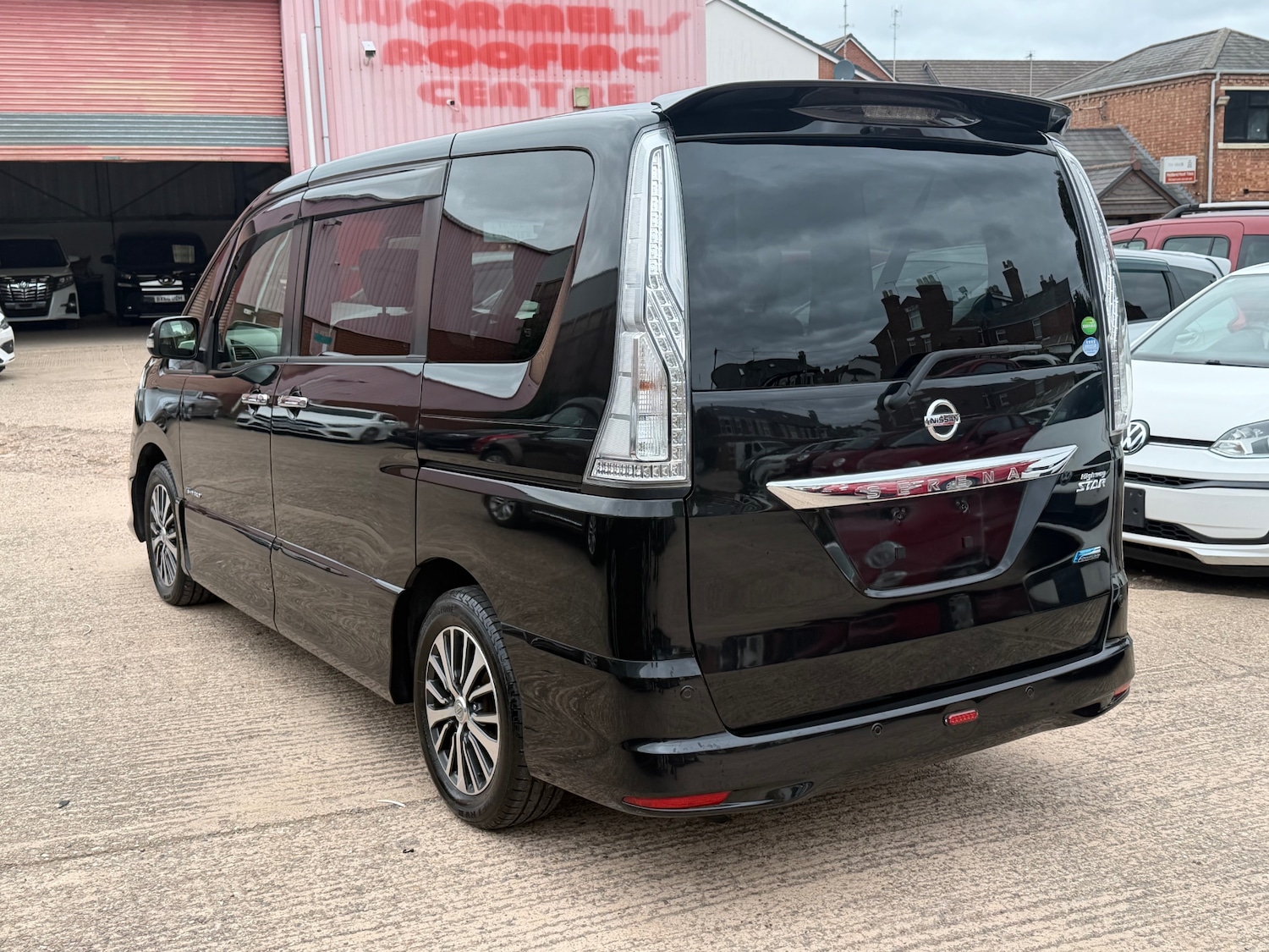 Used Nissan Serena 2016 for sale - 76198628: Photo 6