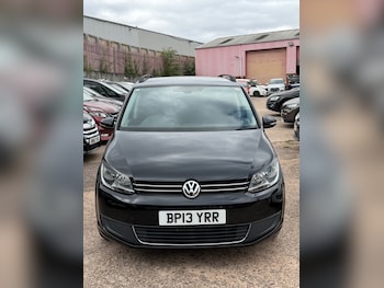 Used Volkswagen Touran 2013 for sale - 79201348: Photo