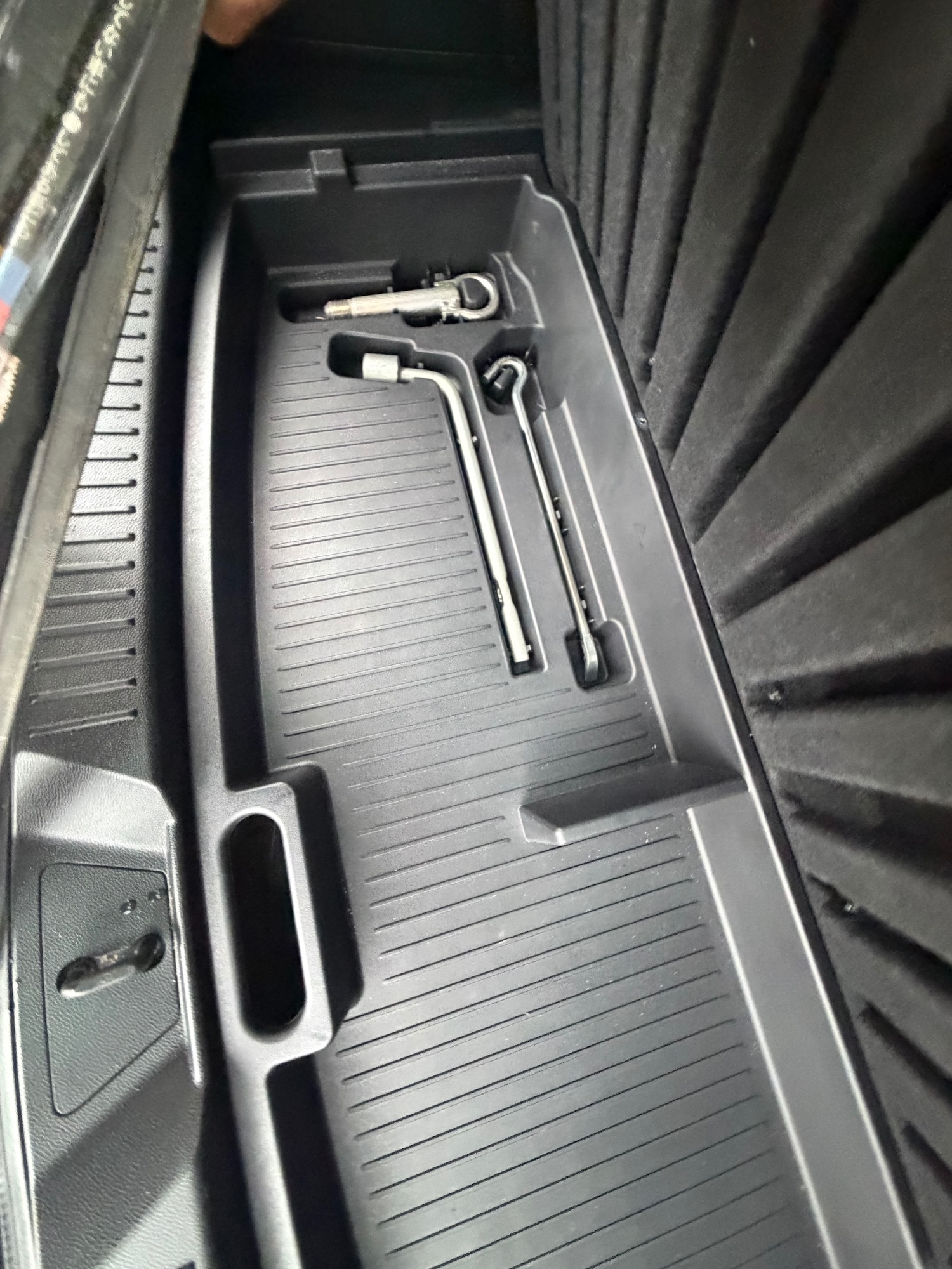 Used Mazda Mazda5 2012 for sale - 77682125: Photo 11