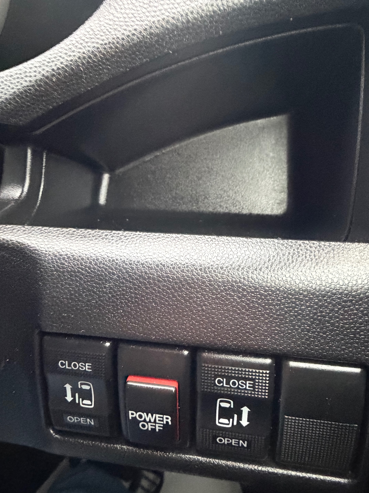 Used Mazda Mazda5 2012 for sale - 77682125: Photo 15