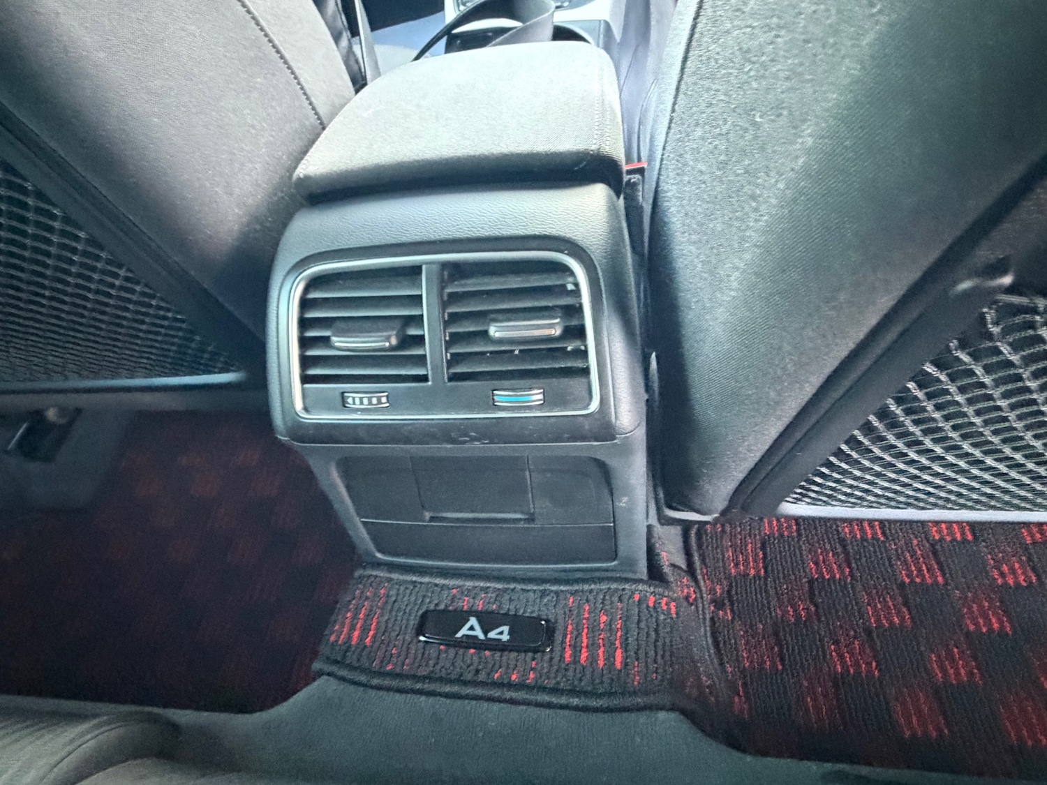 Used Audi A4 Avant 2014 for sale - 76669254: Photo 9