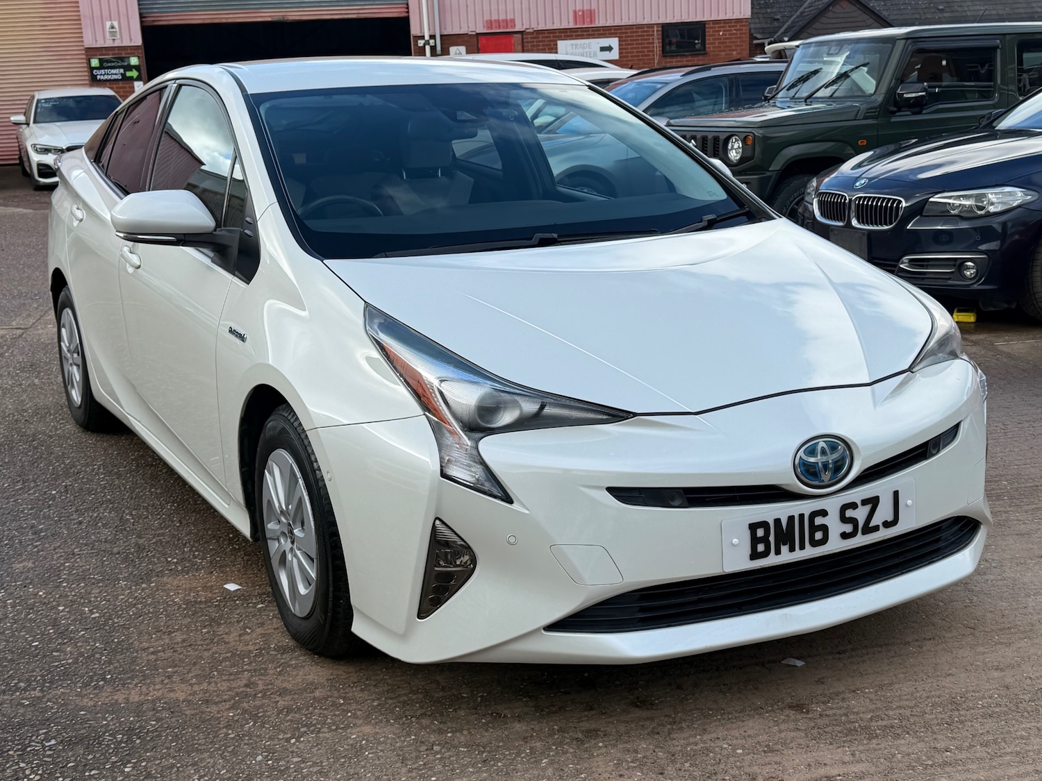 Used Toyota Prius 2016 for sale - 77704342: Photo 2