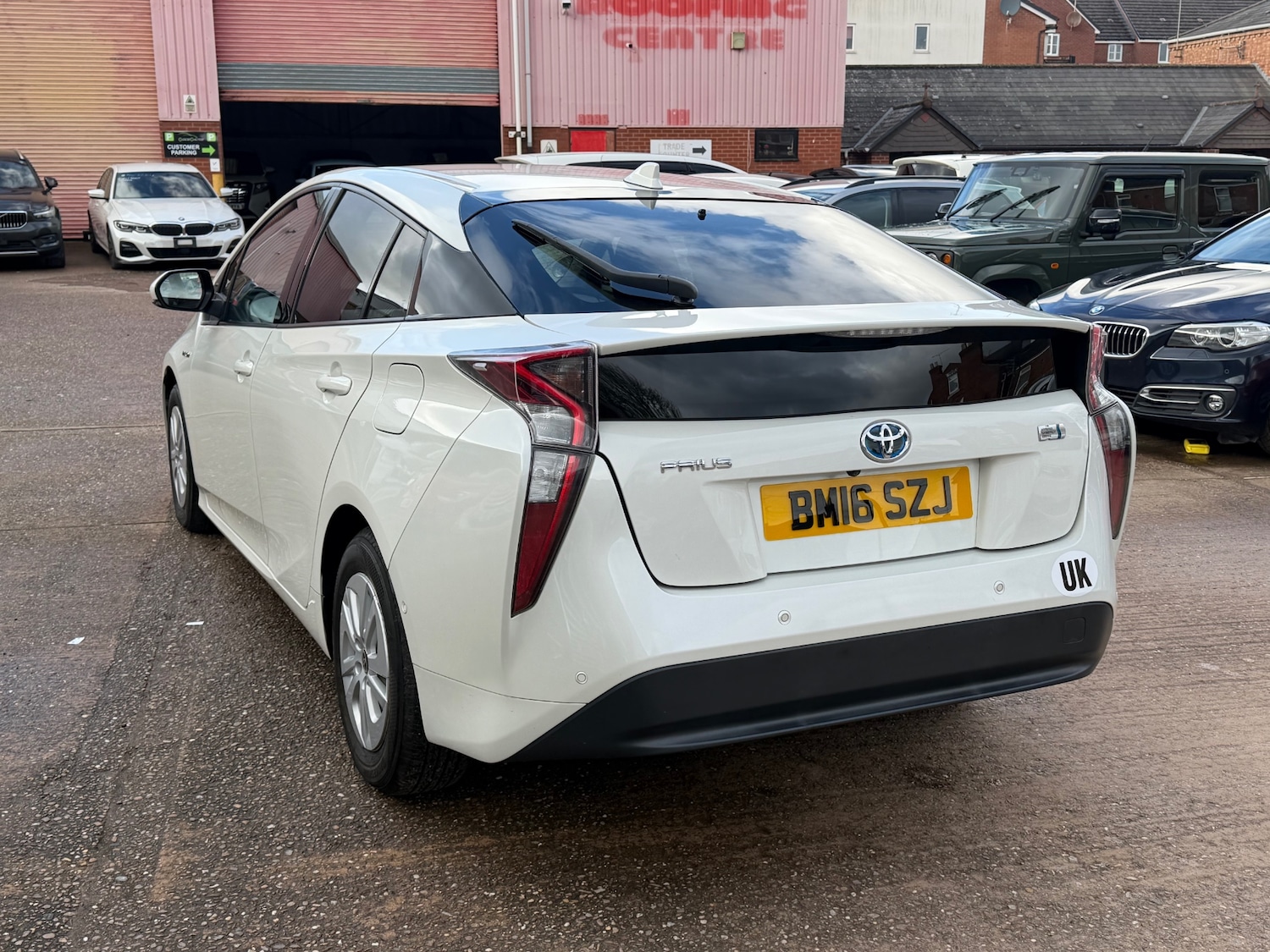 Used Toyota Prius 2016 for sale - 77704342: Photo 5