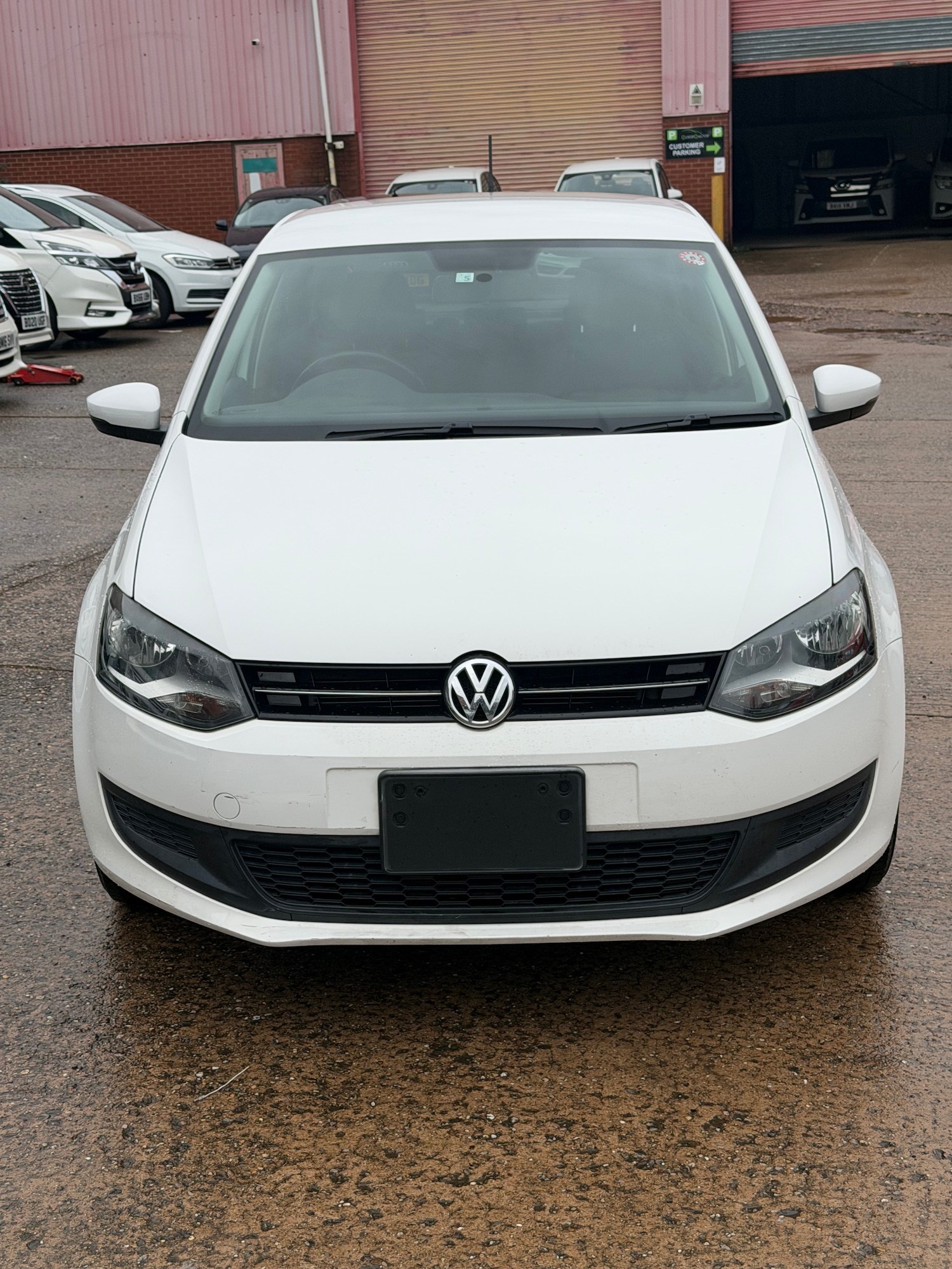 Used Volkswagen Polo 2014 for sale - 76548134: Photo 1