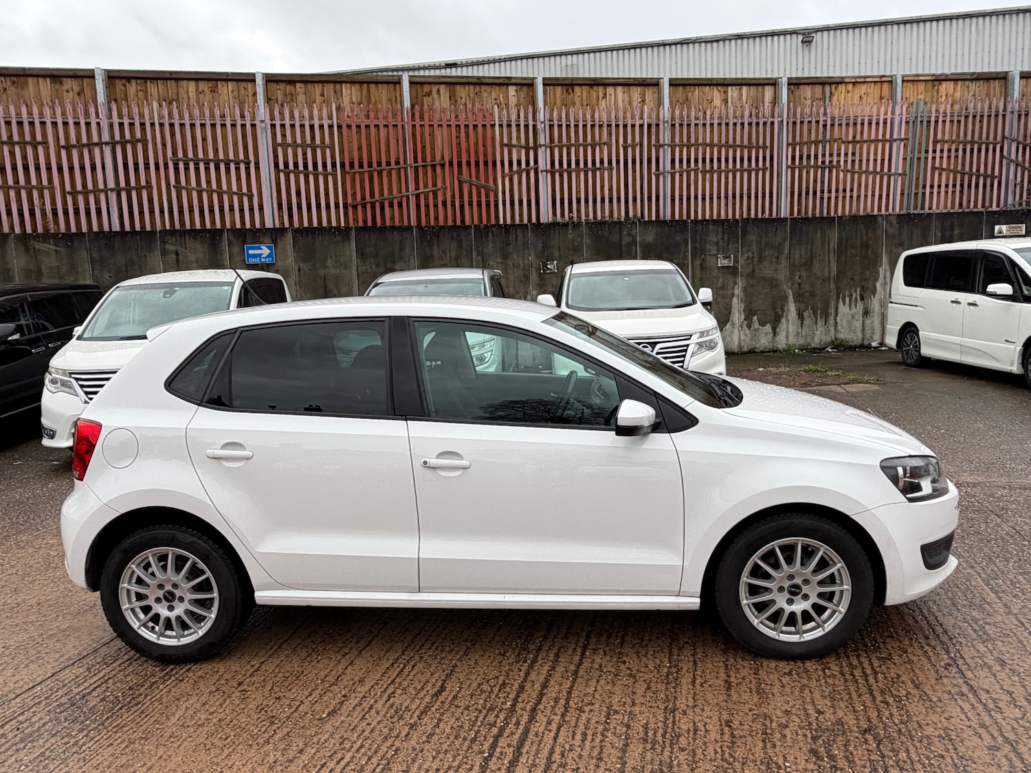 Used Volkswagen Polo 2014 for sale - 76548134: Photo 7