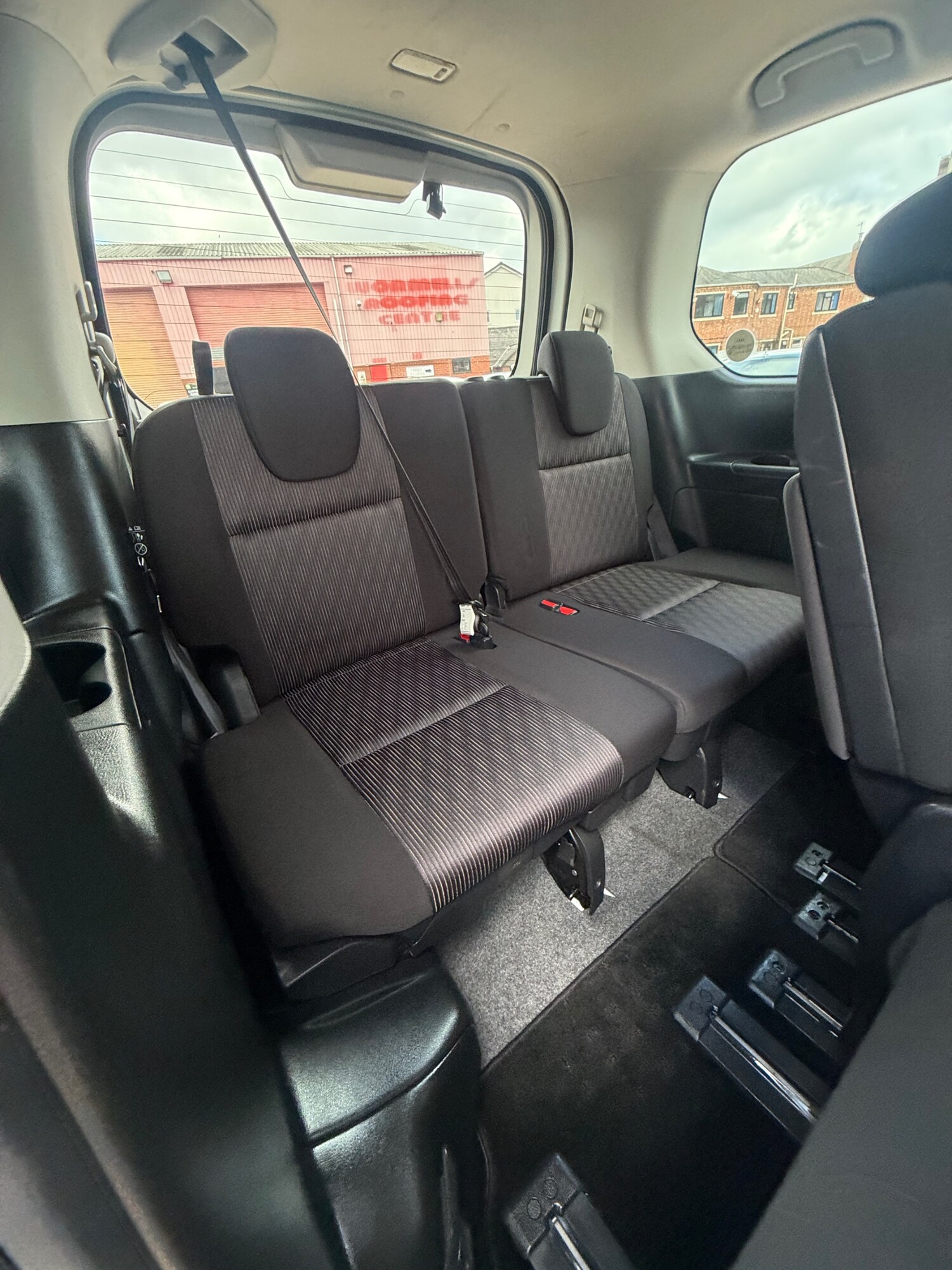 Used Nissan Serena 2020 for sale - 77838418: Photo 10