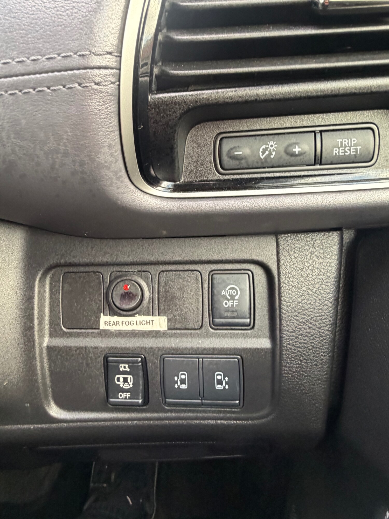 Used Nissan Serena 2020 for sale - 77838418: Photo 15