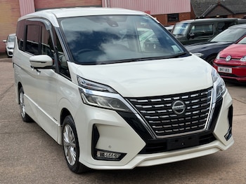 Used Nissan Serena 2020 for sale - 77838418: Photo