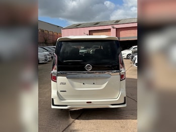 Used Nissan Serena 2020 for sale - 77838418: Photo