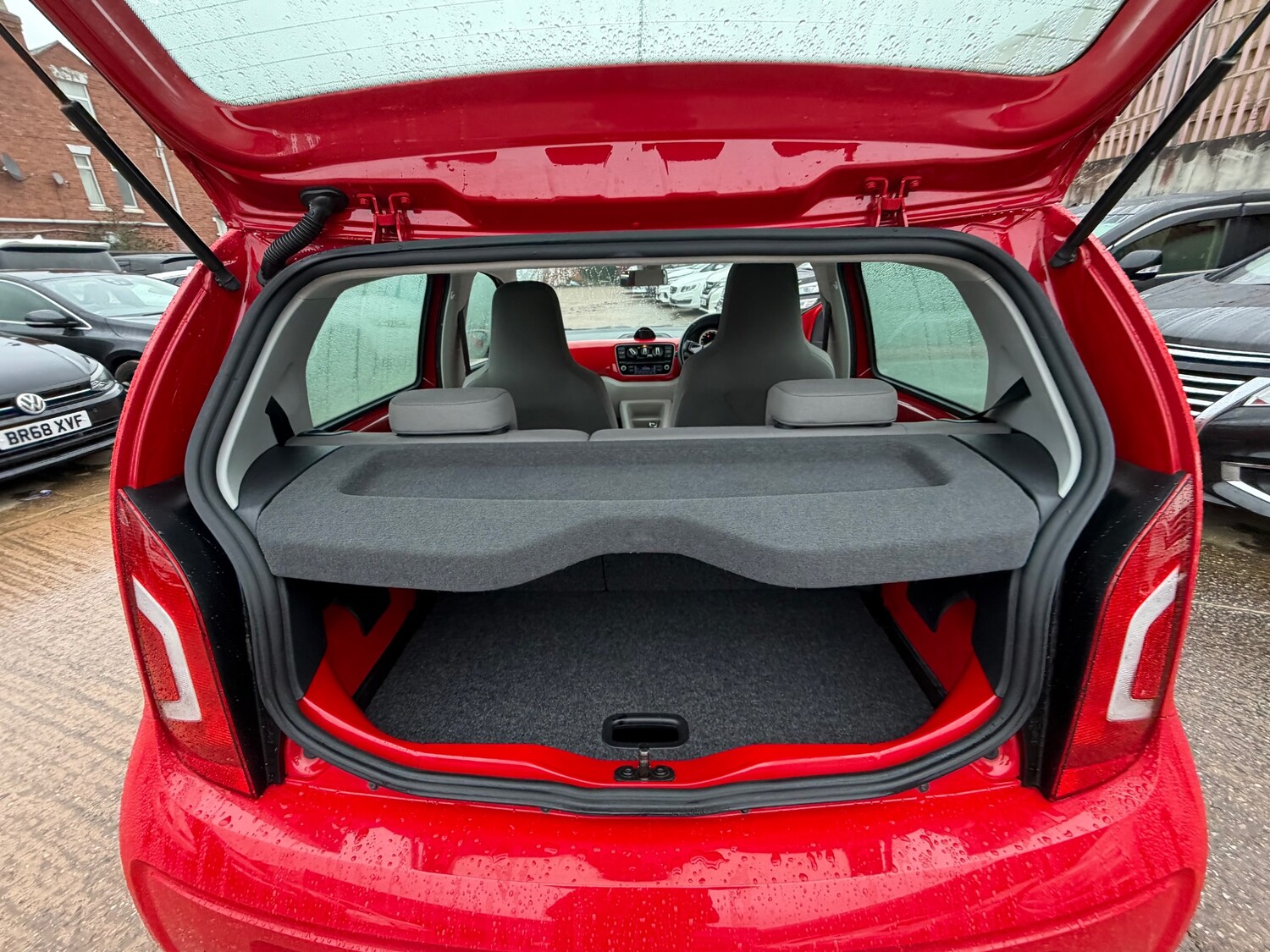 Used Volkswagen up! 2013 for sale - 77508897: Photo 10