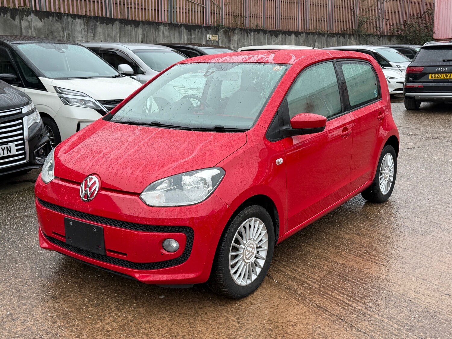 Used Volkswagen up! 2013 for sale - 77508897: Photo 3