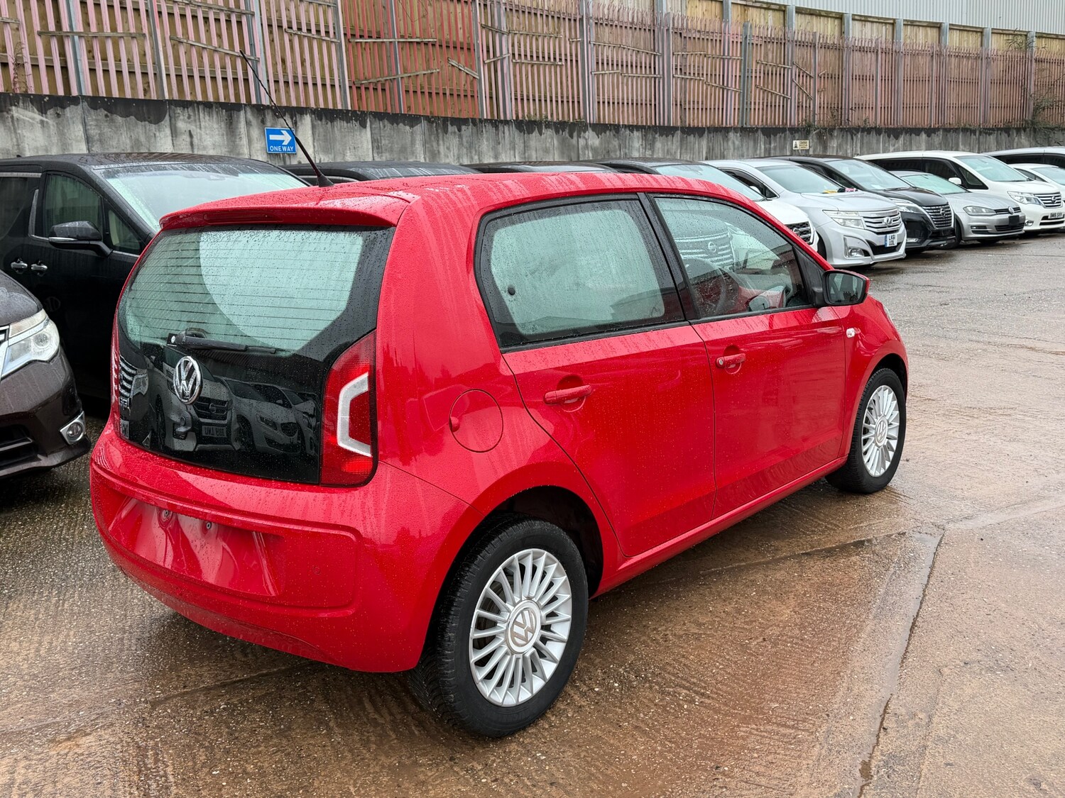 Used Volkswagen up! 2013 for sale - 77508897: Photo 6