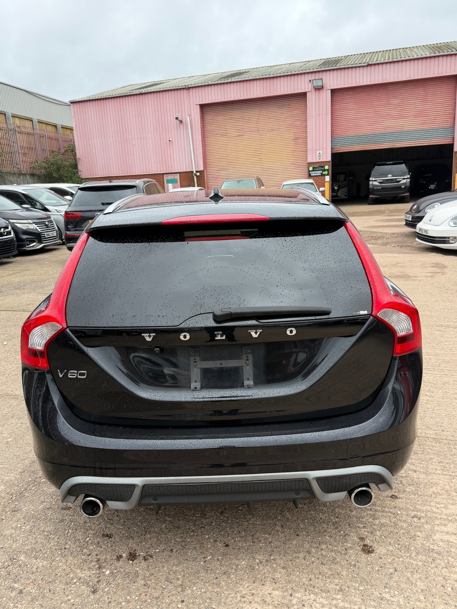 Used Volvo V60 2012 for sale - 77846503: Photo 4