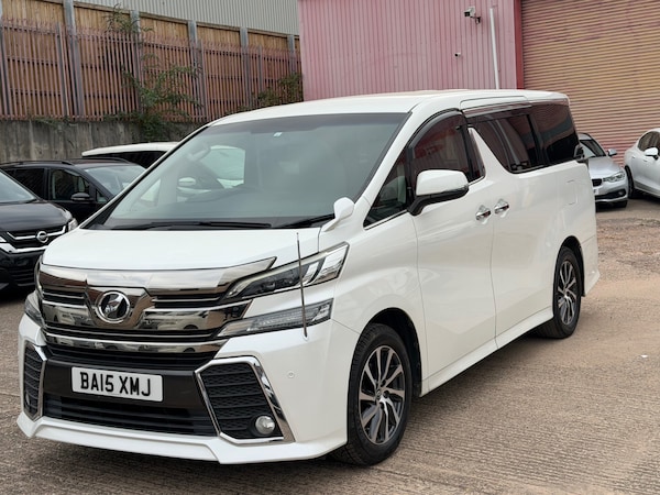 Used Toyota Vellfire 2015 for sale - 75681639: Photo 2