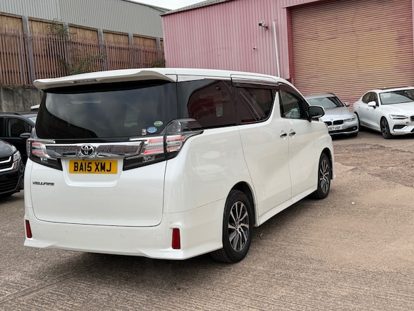 Used Toyota Vellfire 2015 for sale - 75681639: Photo 5