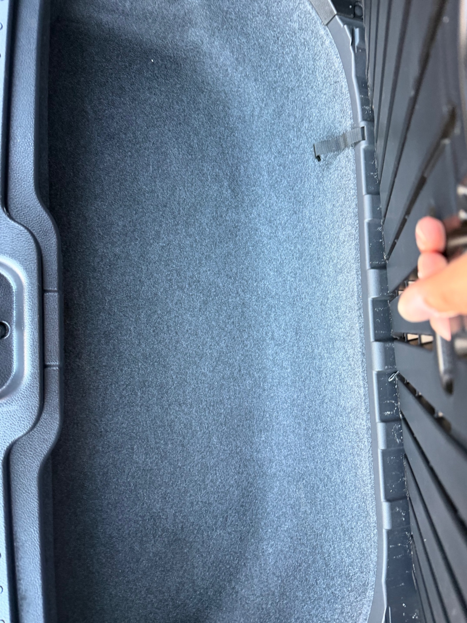 Used Nissan Serena 2017 for sale - 77975999: Photo 12