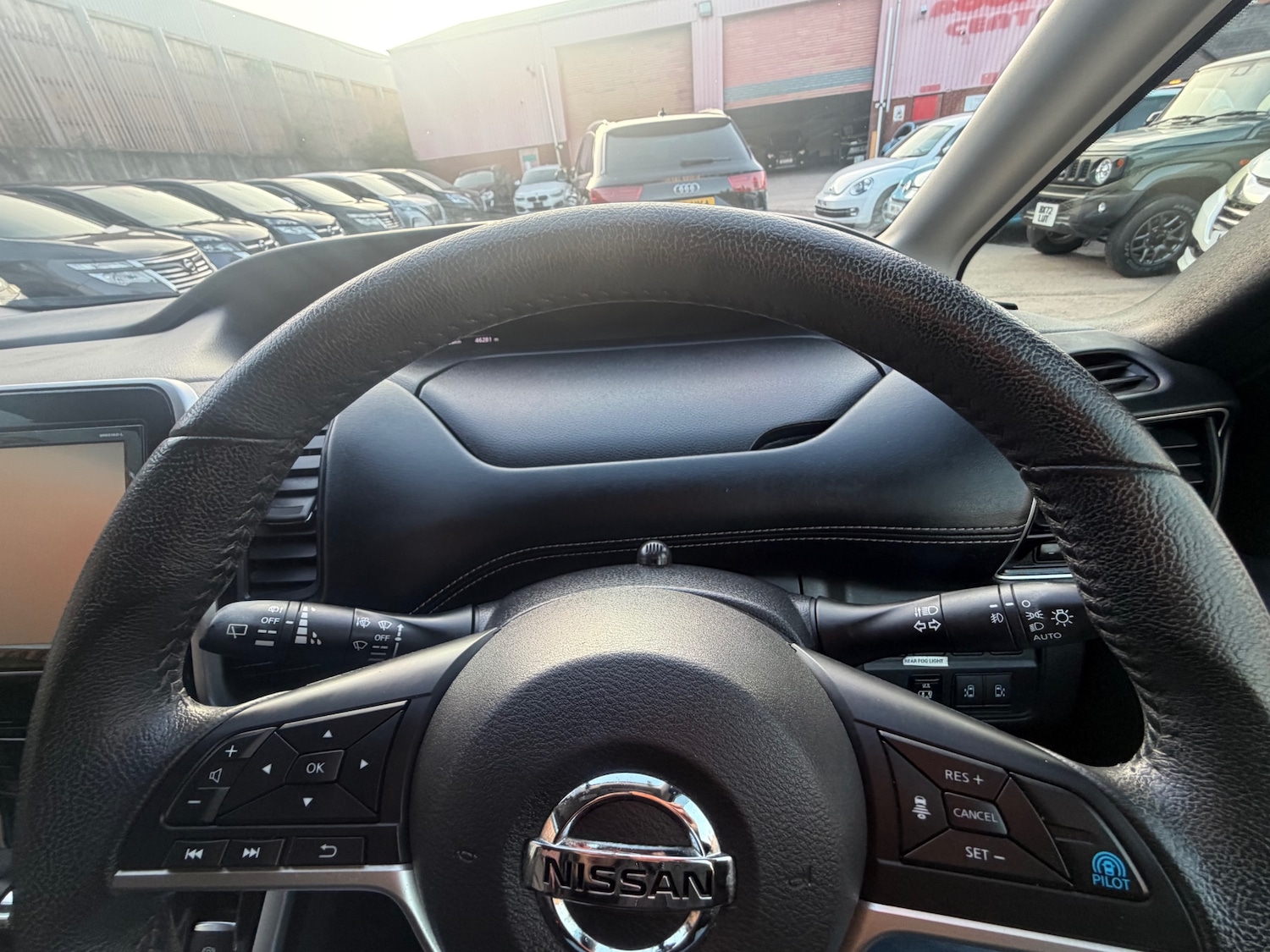 Used Nissan Serena 2017 for sale - 77975999: Photo 17