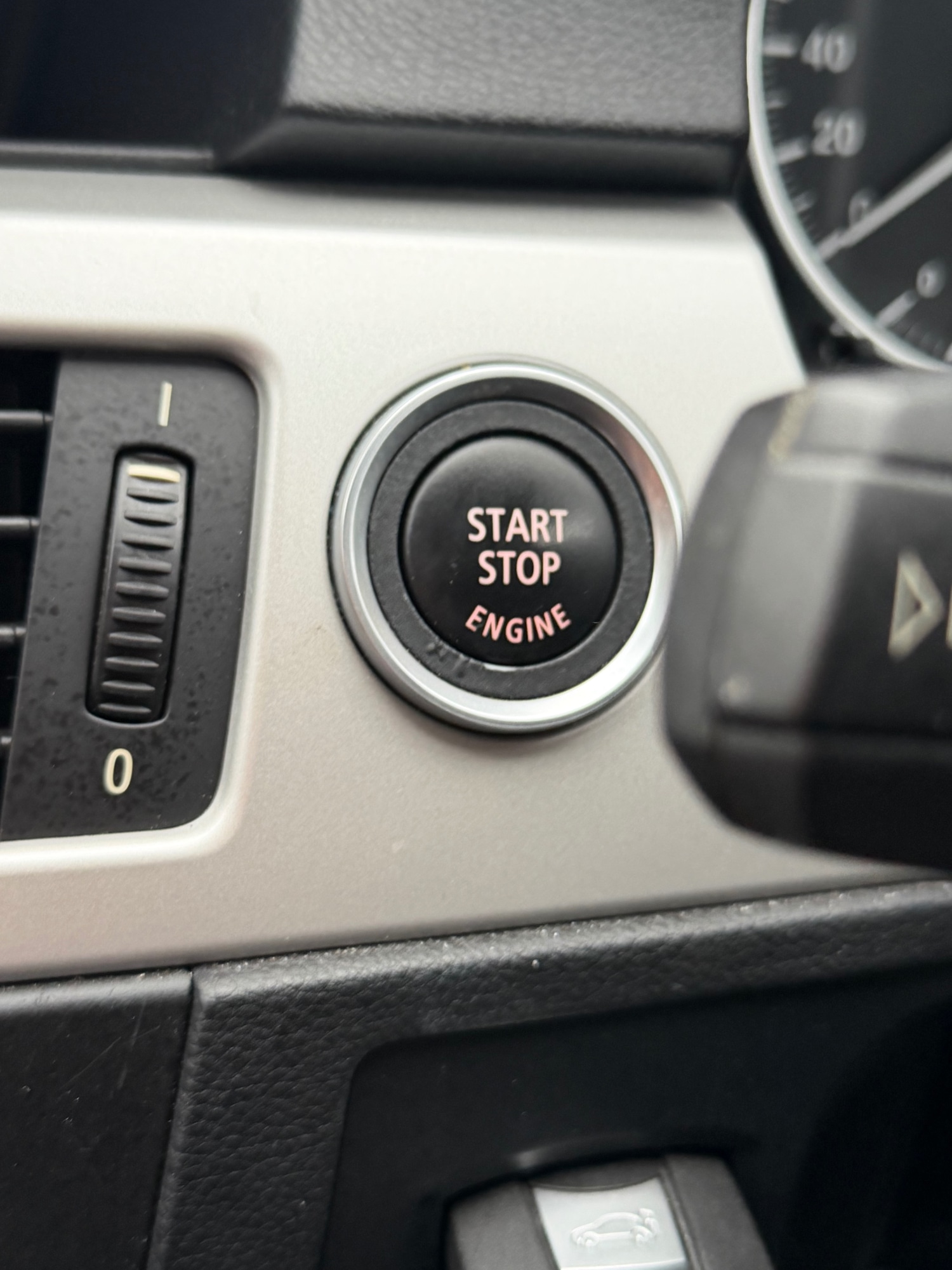 Used BMW 3 Series 2010 for sale - 76924752: Photo 14