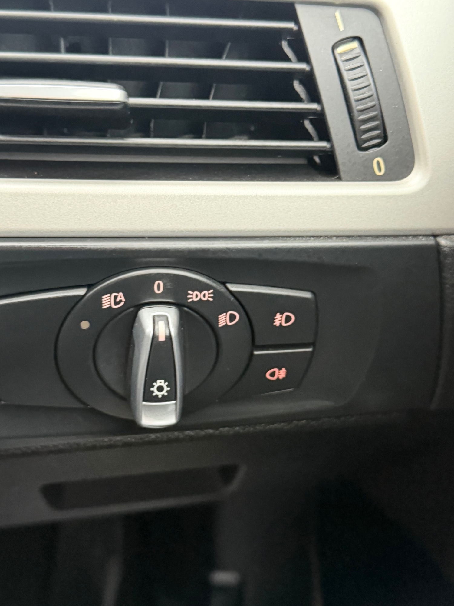 Used BMW 3 Series 2010 for sale - 76924752: Photo 15