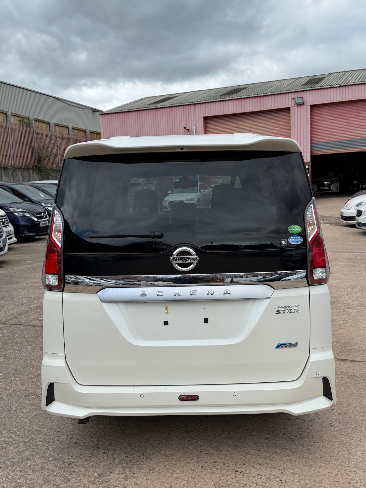 Used Nissan Serena 2017 for sale - 77819473: Photo 4