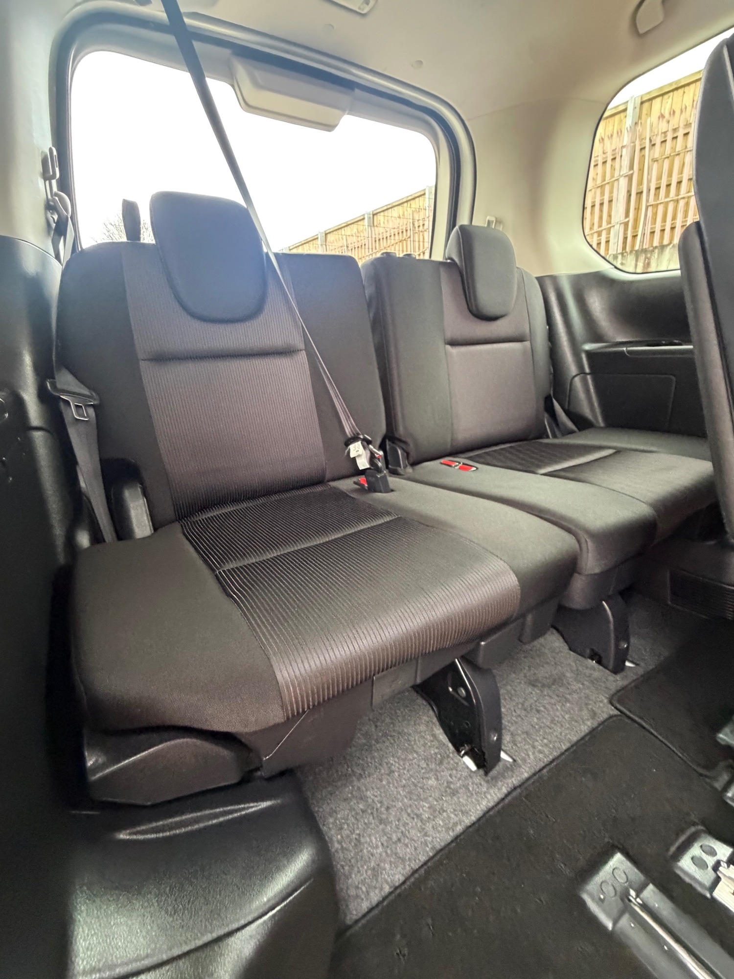 Used Nissan Serena 2017 for sale - 77819473: Photo 9