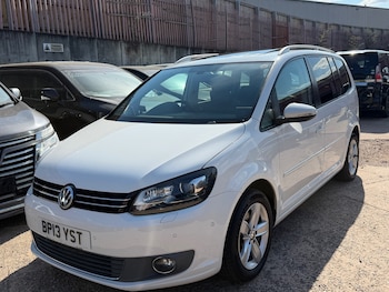 Used Volkswagen Touran 2013 for sale - 79471393: Photo
