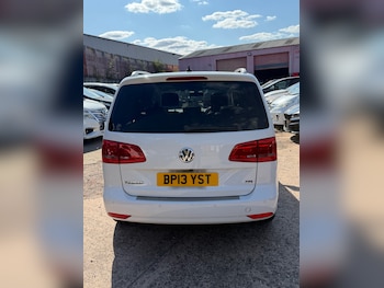 Used Volkswagen Touran 2013 for sale - 79471393: Photo