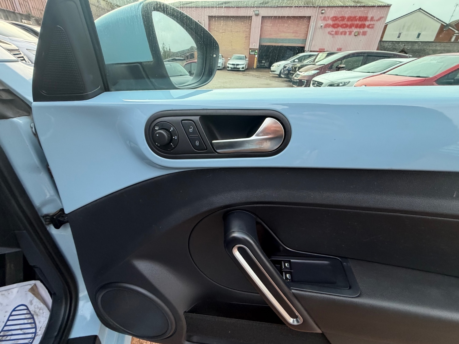 Used Volkswagen Beetle 2013 for sale - 77400391: Photo 14