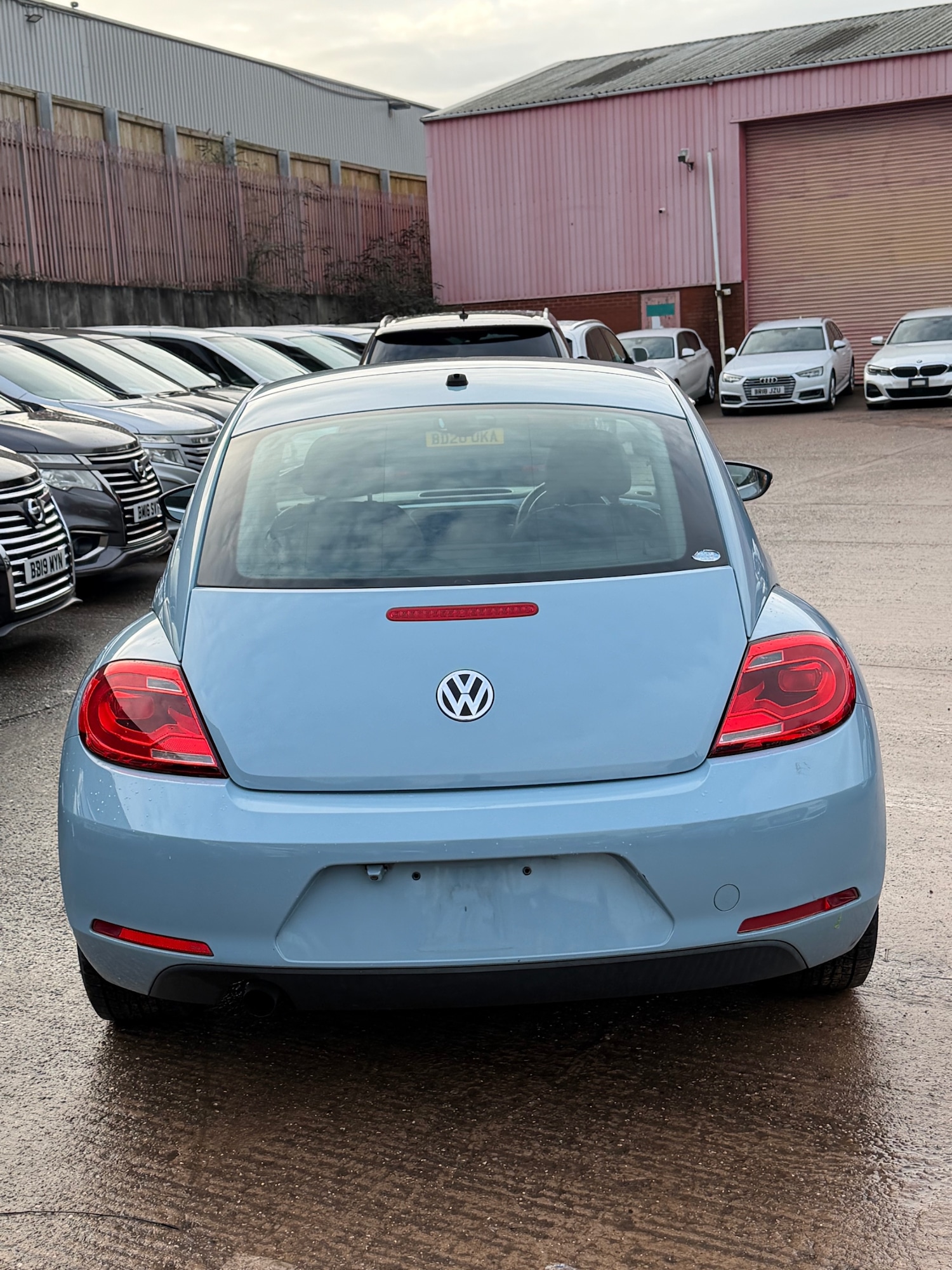 Used Volkswagen Beetle 2013 for sale - 77400391: Photo 4