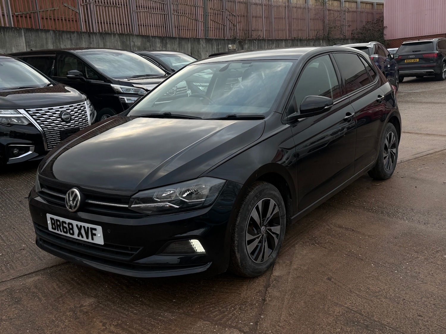 Used Volkswagen Polo 2019 for sale - 77129867: Photo 2