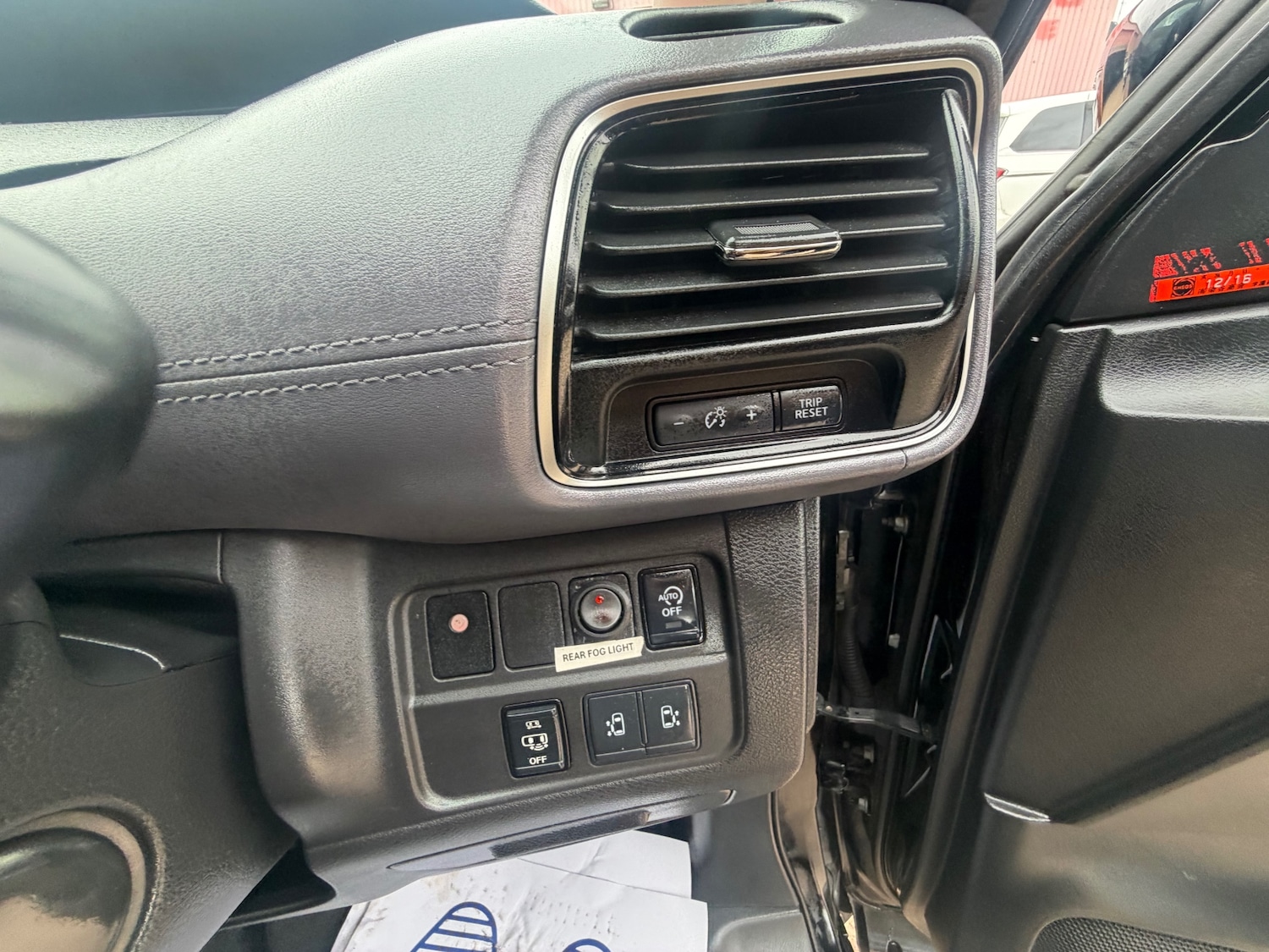 Used Nissan Serena 2020 for sale - 77735457: Photo 11