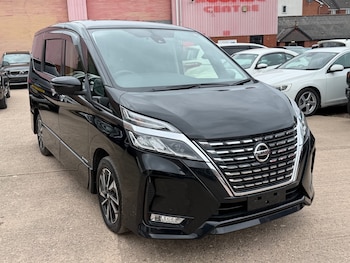 Used Nissan Serena 2020 for sale - 77735457: Photo
