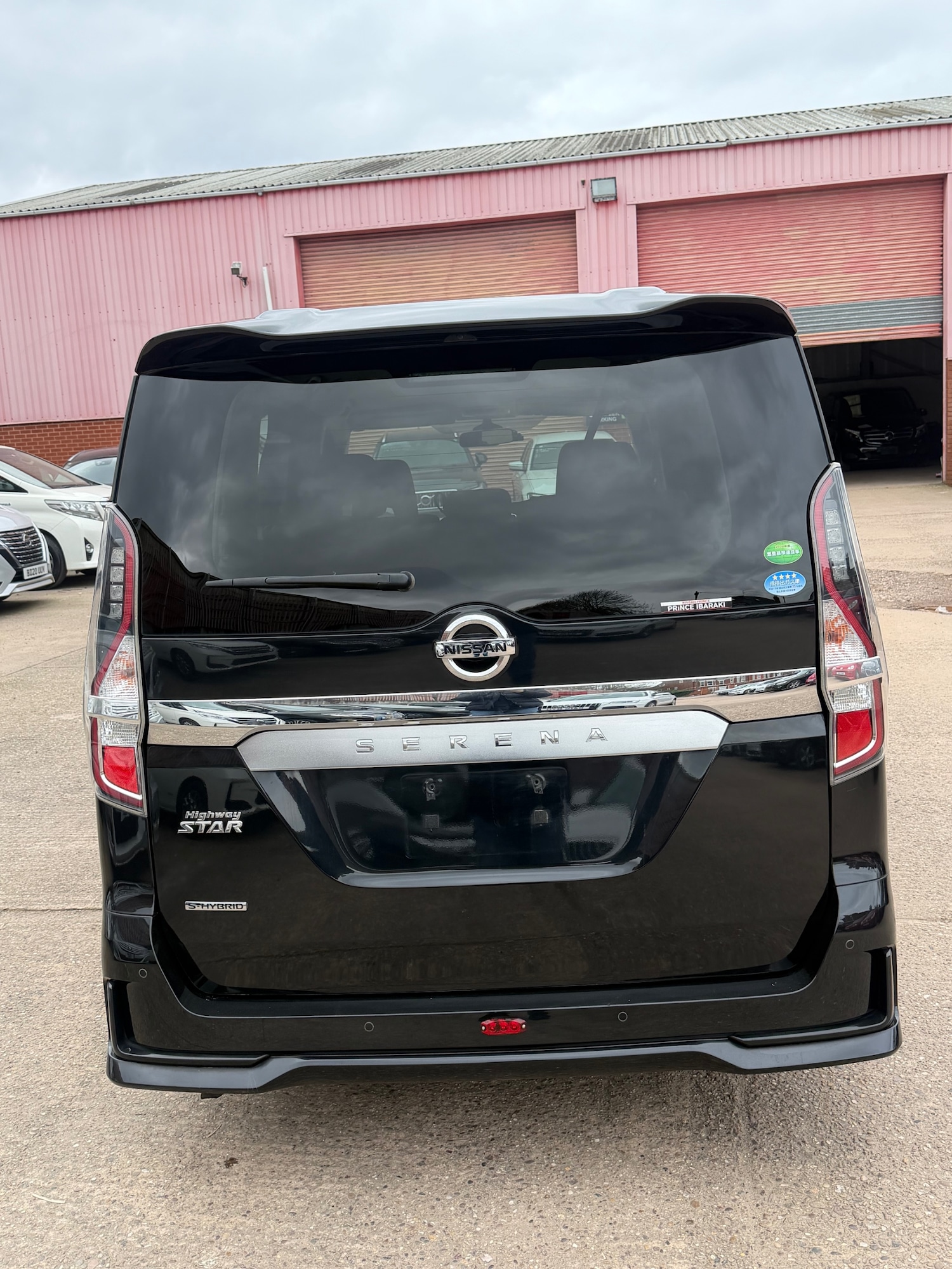 Used Nissan Serena 2020 for sale - 77735457: Photo 4