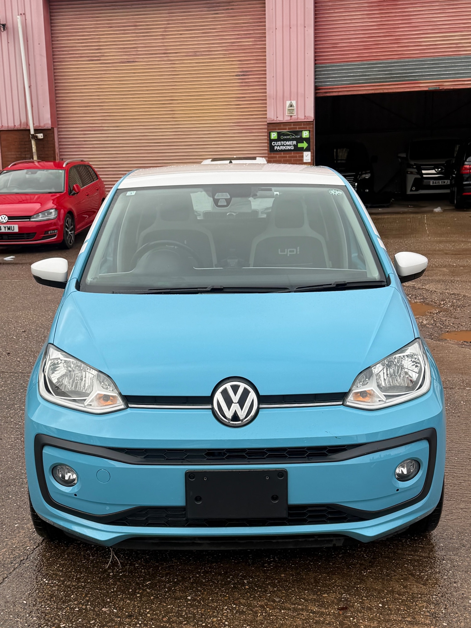 Used Volkswagen up! 2019 for sale - 76757190: Photo 1