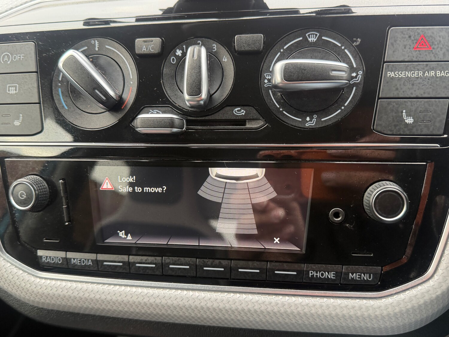 Used Volkswagen up! 2019 for sale - 76757190: Photo 14