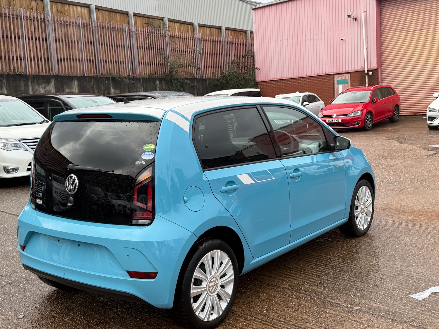 Used Volkswagen up! 2019 for sale - 76757190: Photo 5