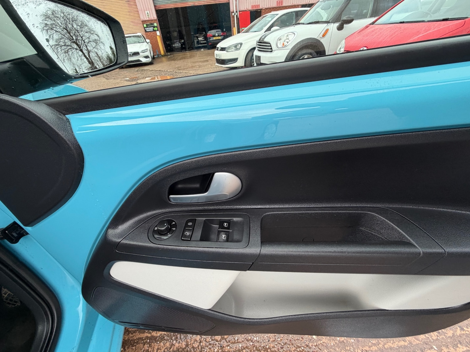 Used Volkswagen up! 2019 for sale - 76757190: Photo 9