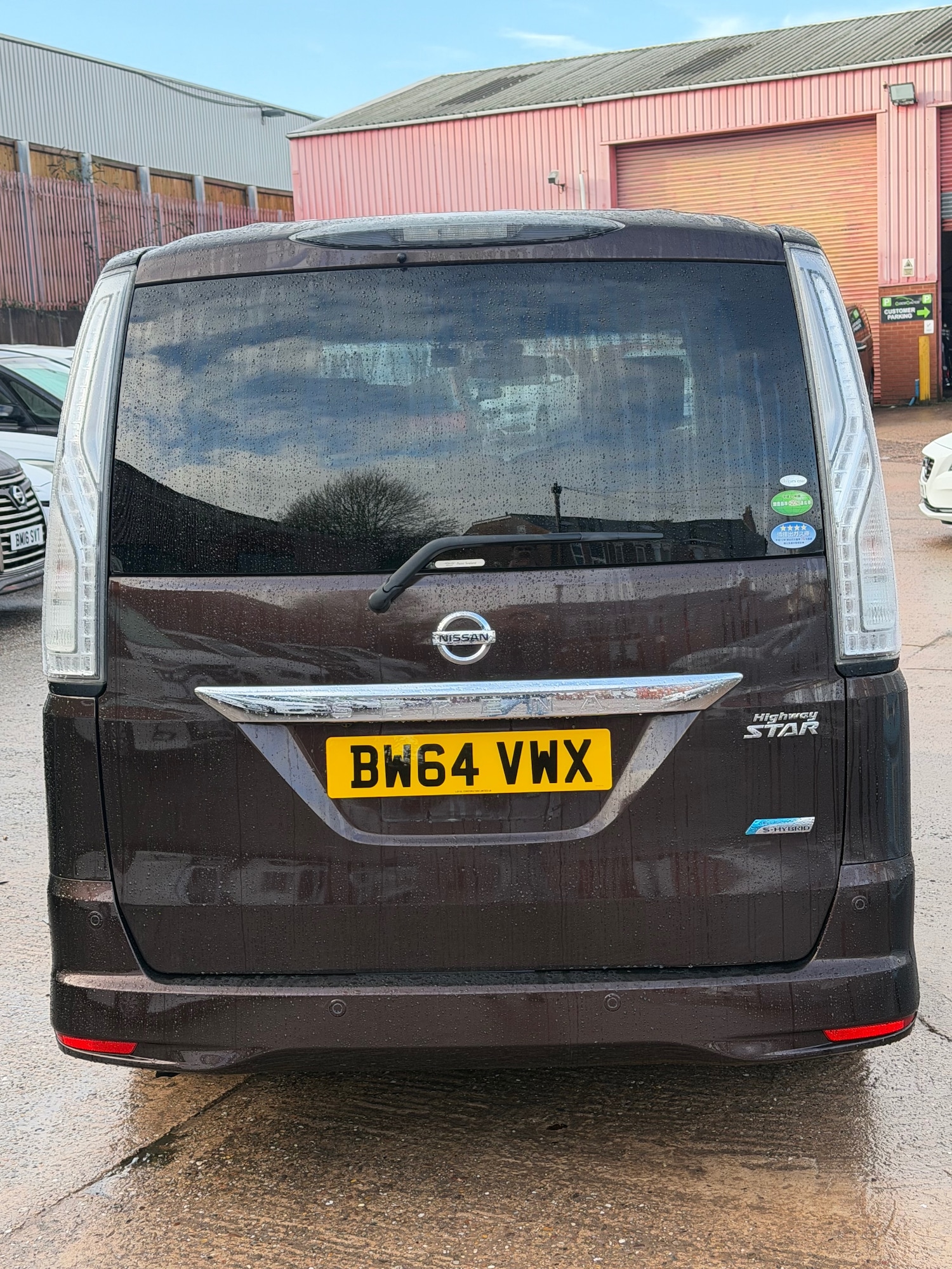 Used Nissan Serena 2015 for sale - 77242869: Photo 4