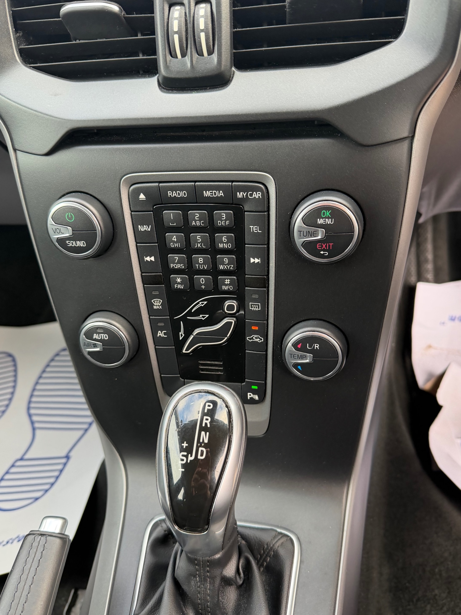 Used Volvo V40 2014 for sale - 77522276: Photo 13