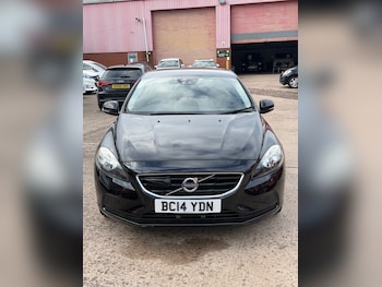Used Volvo V40 2014 for sale - 77522276: Photo